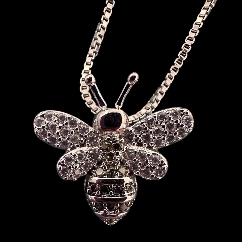 SCARLETT AND ELLA Sterling Silver Bee Pendant Necklace with Crystals w/18” Chain